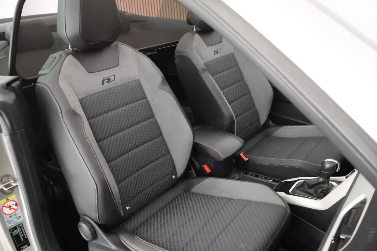 1.5 TSI 150pk DSG R-Line Trekhaak LED Beats Virtual cockpit Camera Adaptive cruise