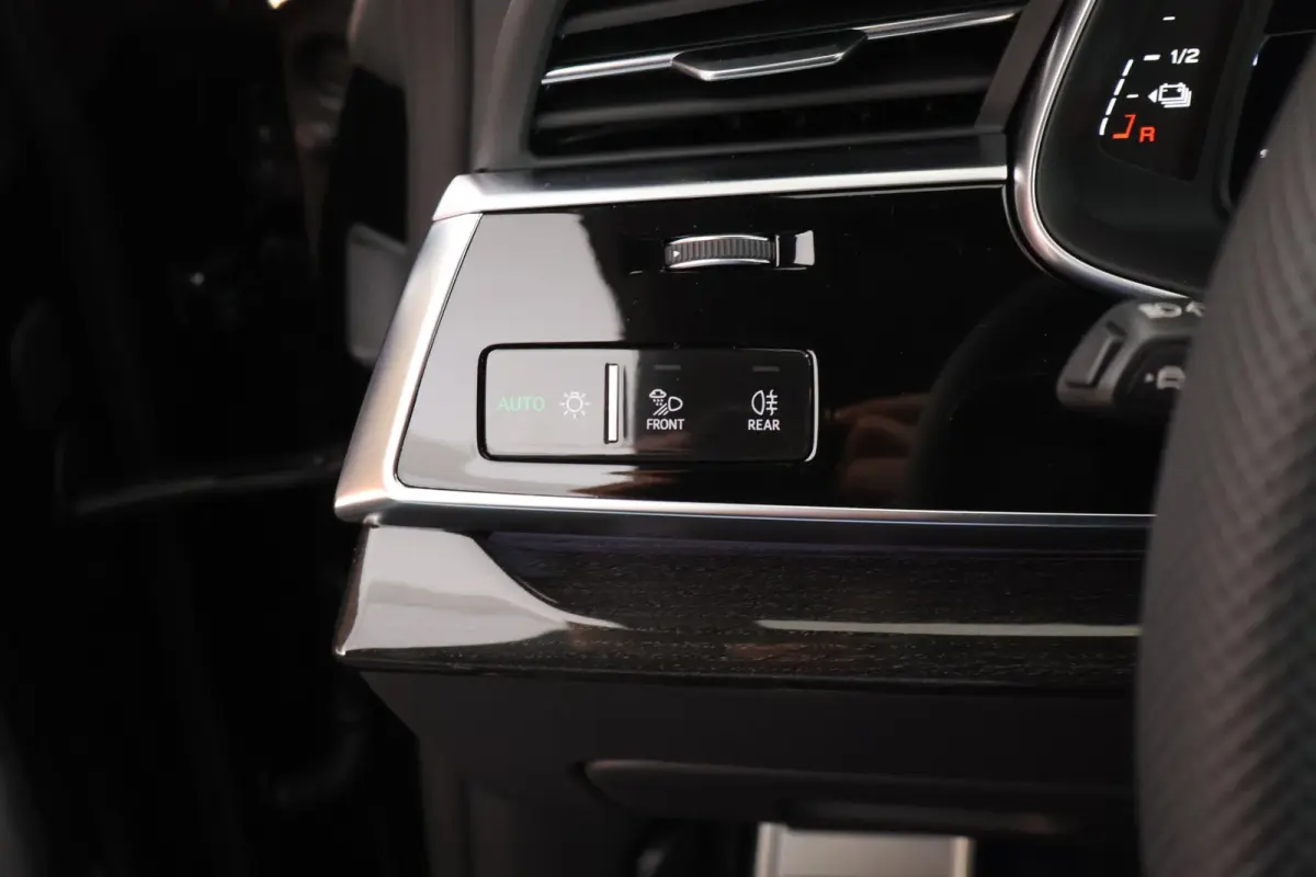 60 TFSI e 490pk quattro Pro Line S Competition Trekhaak 360Camera B&O HUD Memory Sluithulp Panoramadak Luchtvering Navigatie