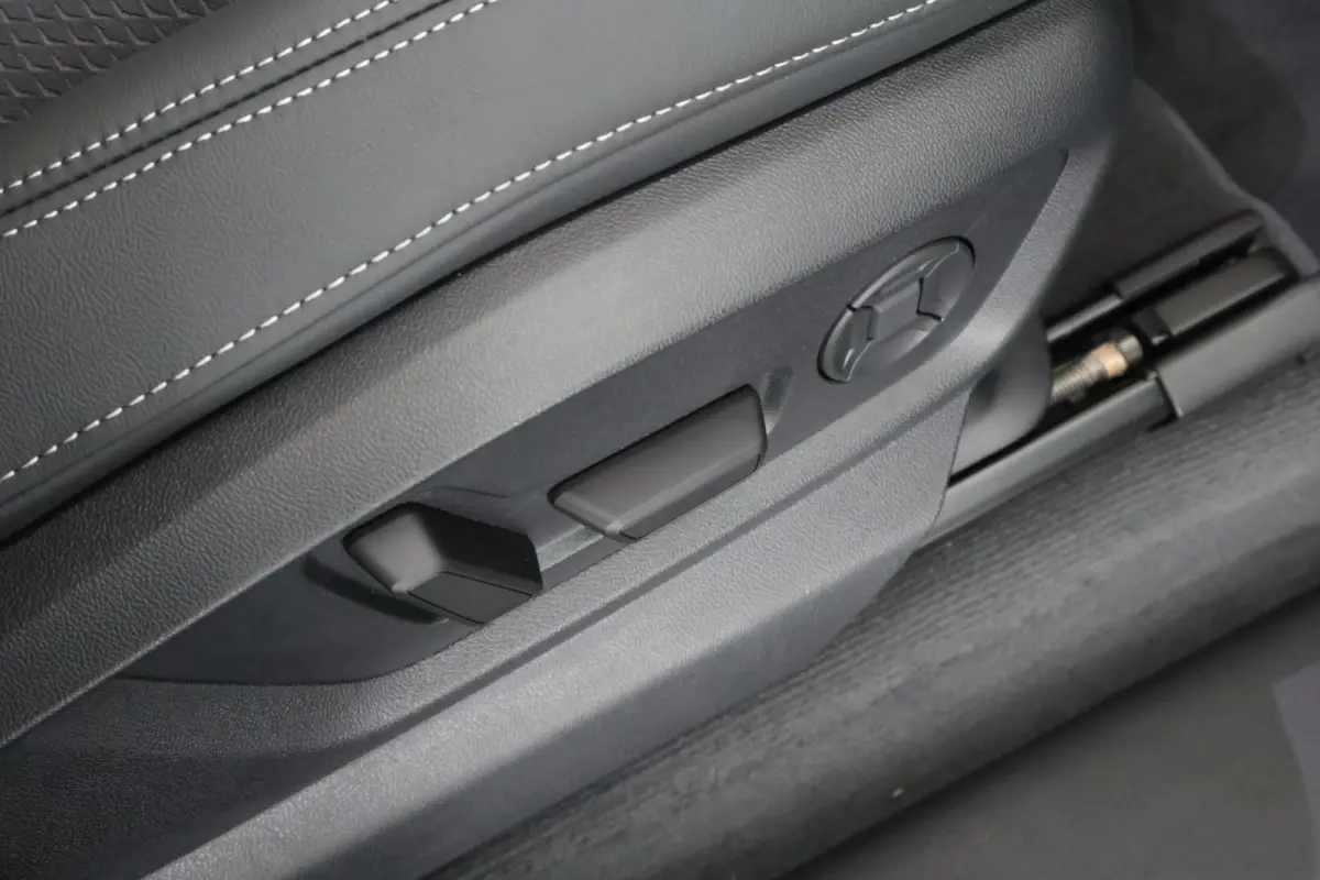 60 TFSI e 490pk quattro Pro Line S Competition Trekhaak 360Camera B&O HUD Memory Sluithulp Panoramadak Luchtvering Navigatie