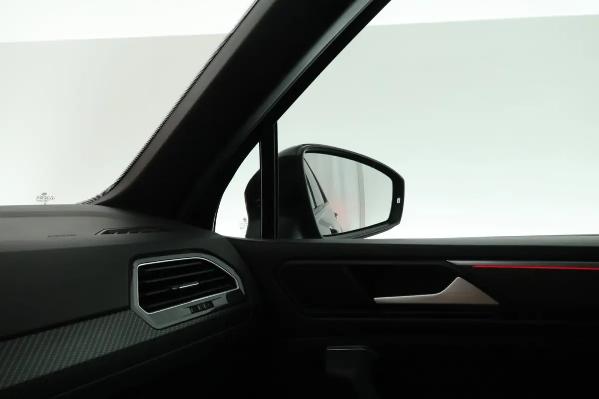 1.4 TSI 245pk eHybrid R-Line Business+ DCC Panoramadak Leder Memory 360camera Keyless Stoelverwarming Virtual Cockpit Navigatie