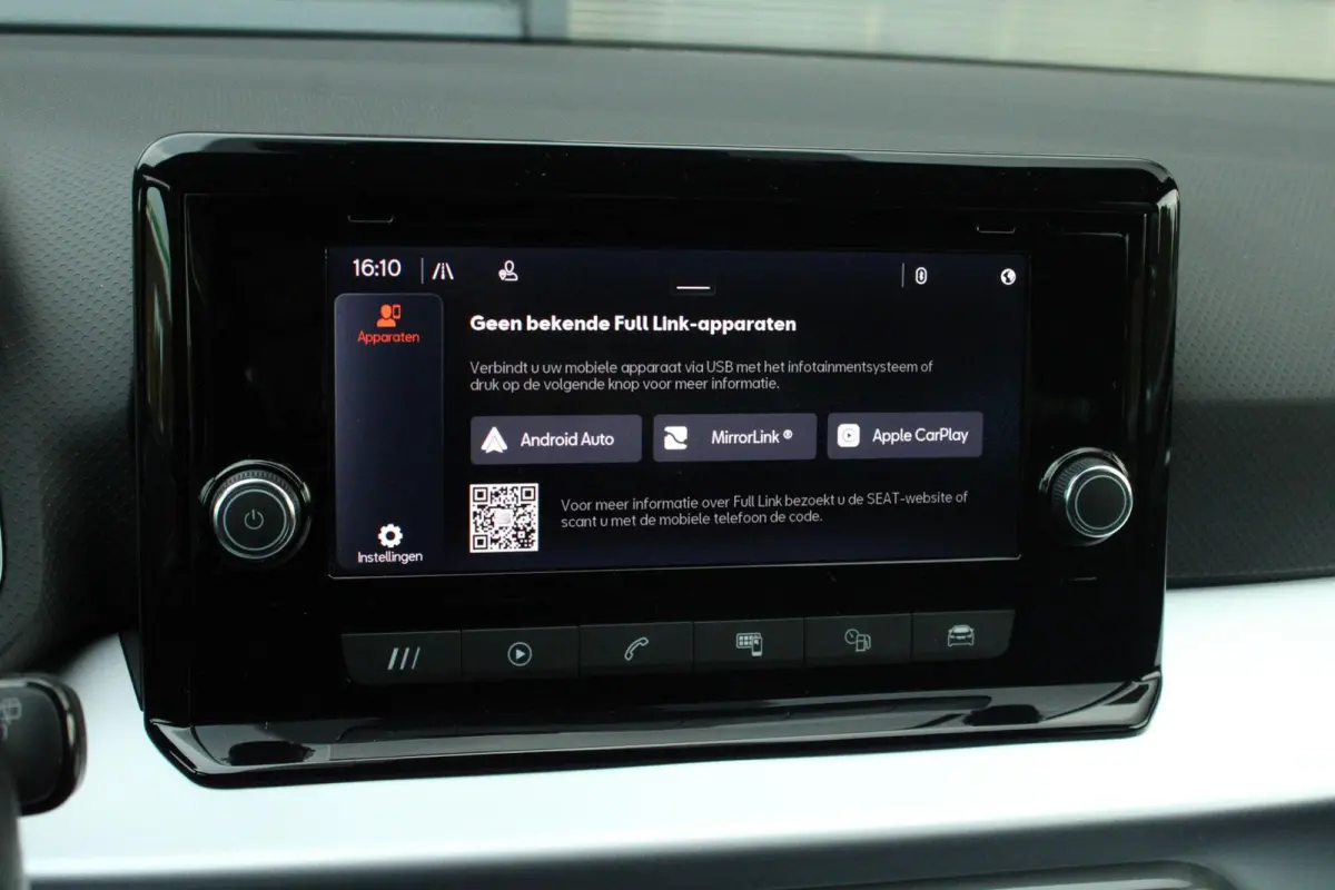 1.0 EcoTSI 110pk FR Business Intense | Stoelverwarming | Cruise Control | Climate Control | Parkeersensoren | Apple CarPlay / Android Auto