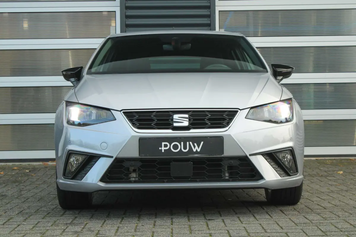 1.0 EcoTSI 110pk FR Business Intense | Stoelverwarming | Cruise Control | Climate Control | Parkeersensoren | Apple CarPlay / Android Auto
