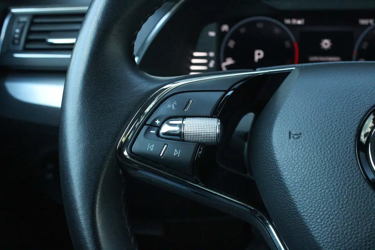 1.5 TSI 150pk DSG ACT Business Edition | Trekhaak Wegklapbaar | Parkeersensoren Achter | Navigatie | Apple CarPlay/ Android Auto | Cruise Control