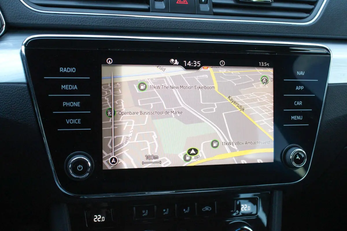1.5 TSI 150pk DSG ACT Business Edition | Trekhaak Wegklapbaar | Parkeersensoren Achter | Navigatie | Apple CarPlay/ Android Auto | Cruise Control