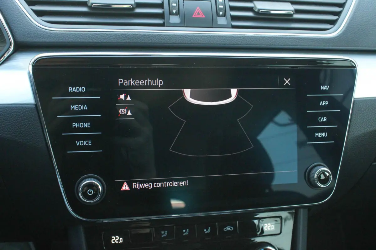 1.5 TSI 150pk DSG ACT Business Edition | Trekhaak Wegklapbaar | Parkeersensoren Achter | Navigatie | Apple CarPlay/ Android Auto | Cruise Control