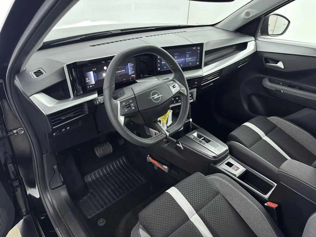 1.2 Turbo Hybrid GS Stoel/Stuur verwarming | Camera| AGR Stoel| LM Velgen| Apple Carplay/Android Auto
