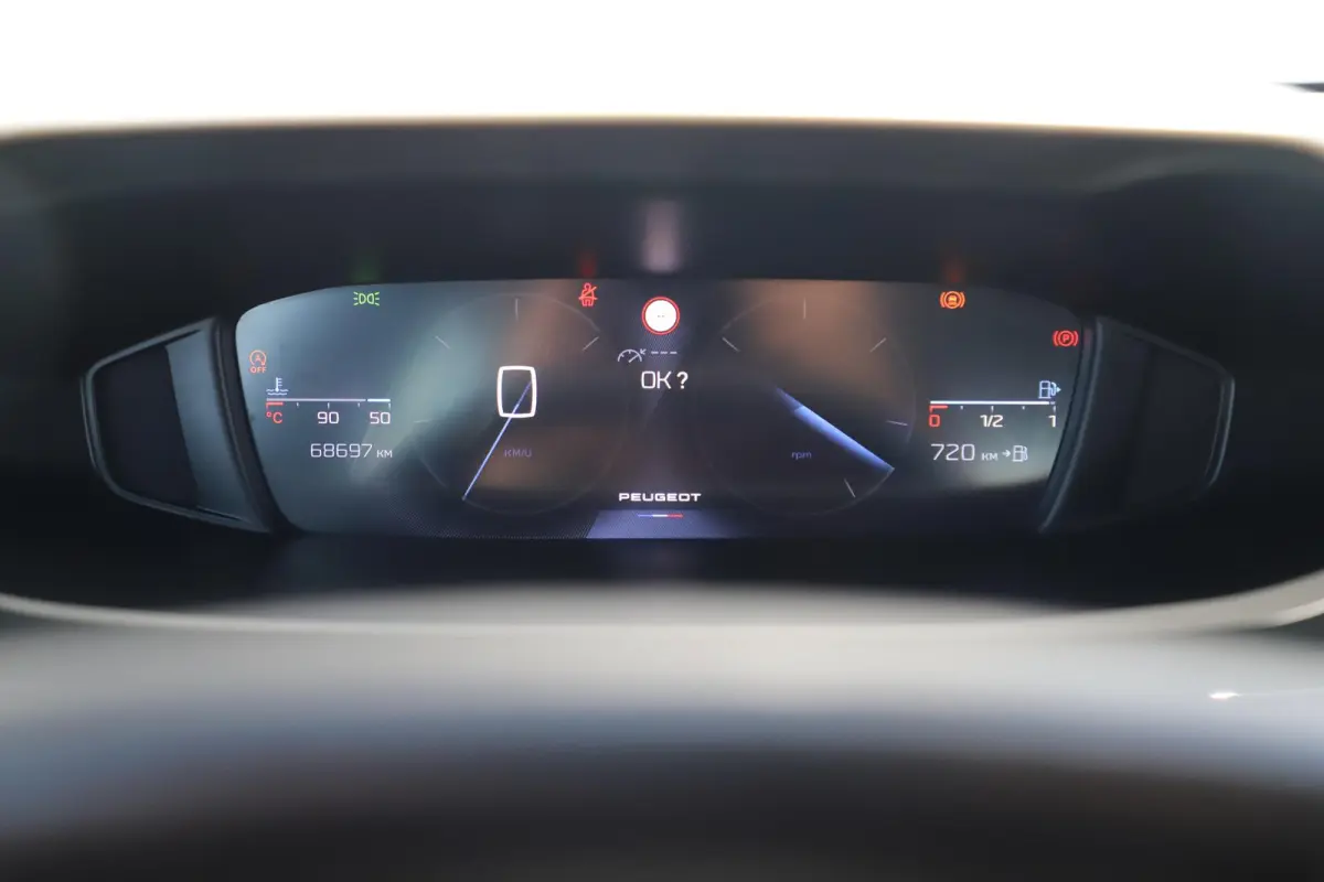 1.2 PureTech Active Pack Business 110PK Navigatie Carplay Android Climate Cruise Control