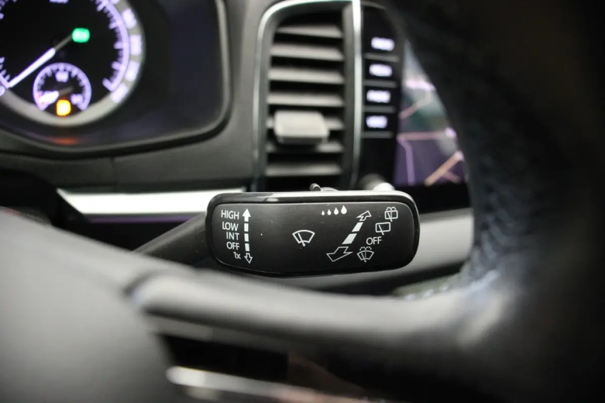 1.5 TSI ACT Business Edition Automaat - Trekhaak, Carplay, Camera, Clima, Stoelverw.