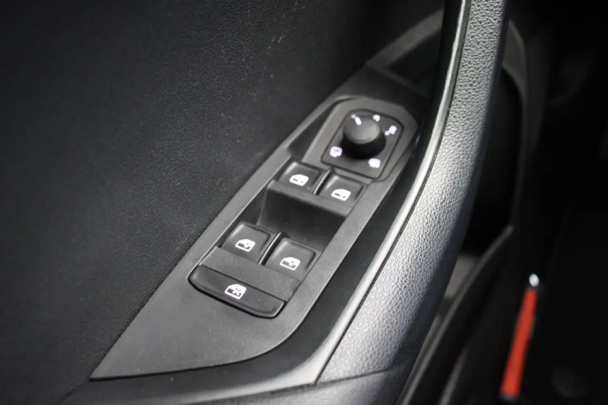 1.5 TSI ACT Business Edition Automaat - Trekhaak, Carplay, Camera, Clima, Stoelverw.