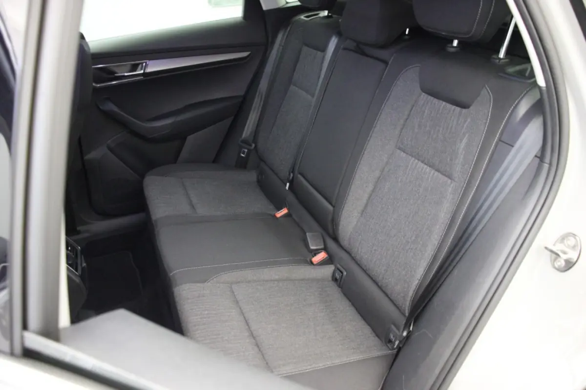1.5 TSI ACT Business Edition Automaat - Trekhaak, Carplay, Camera, Clima, Stoelverw.