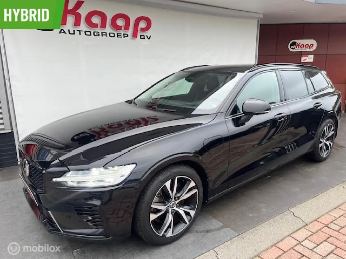 2.0 T6 Plug-in hybrid AWD Ultimate Dark