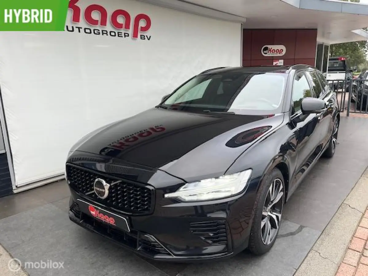 2.0 T6 Plug-in hybrid AWD Ultimate Dark