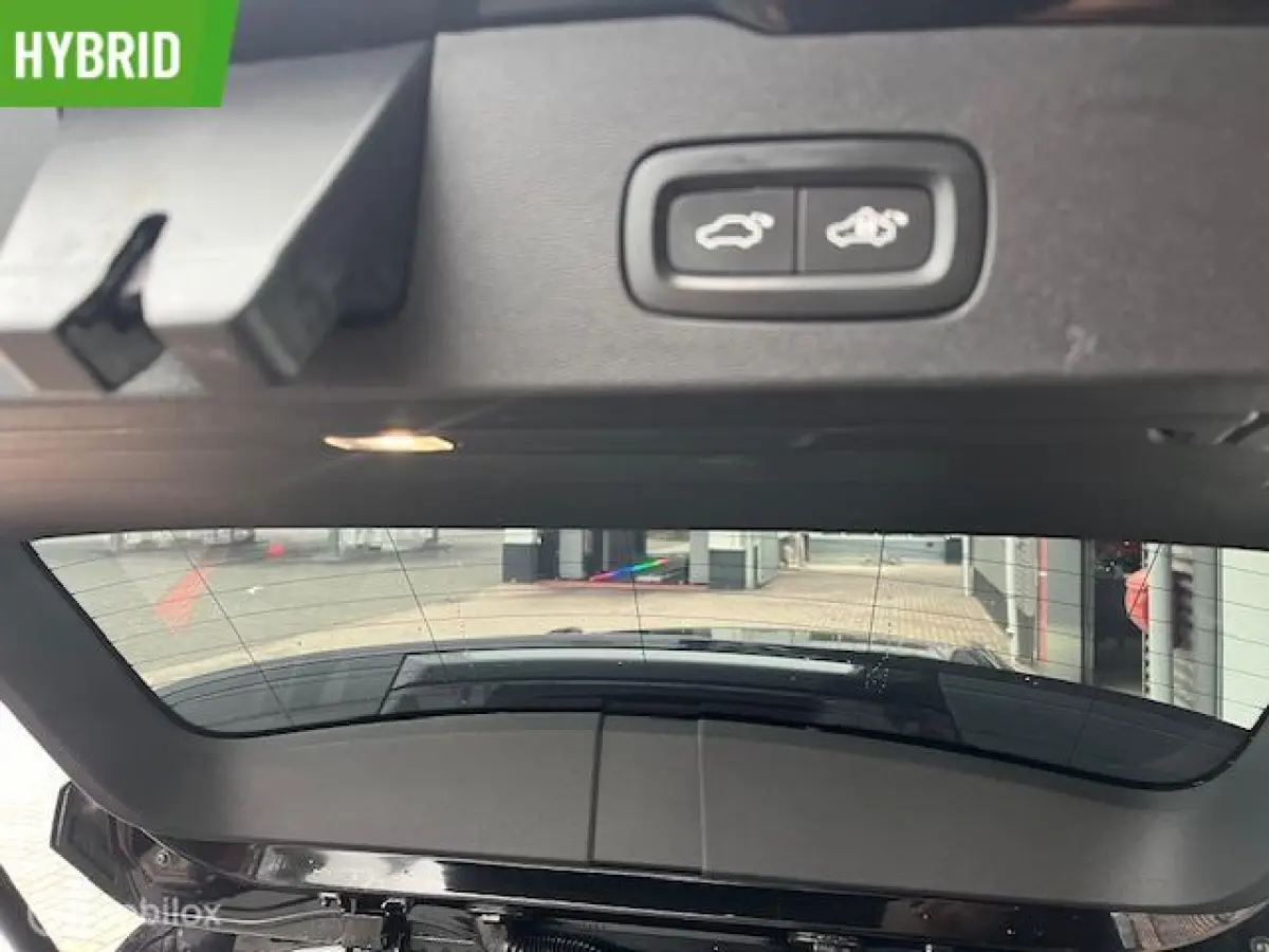 2.0 T6 Plug-in hybrid AWD Ultimate Dark