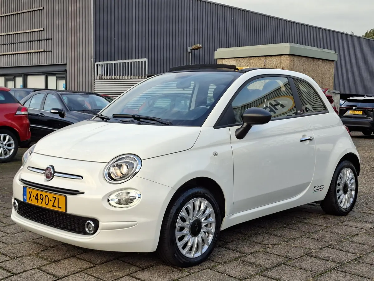 1.0 Hybrid Launch Edition NAP CabrioTop Cruise Control Airco 15inch LM Velgen 15.420km 1e eigenaar!