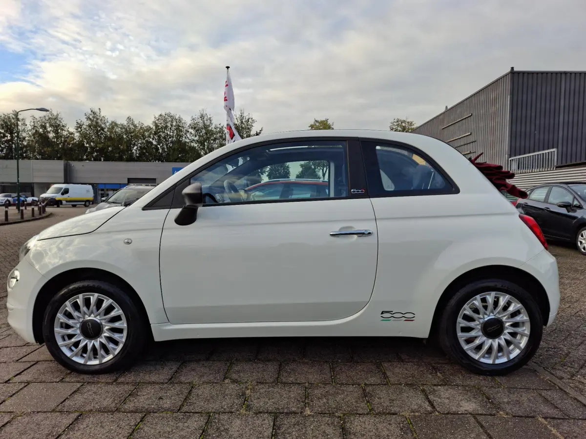 1.0 Hybrid Launch Edition NAP CabrioTop Cruise Control Airco 15inch LM Velgen 15.420km 1e eigenaar!