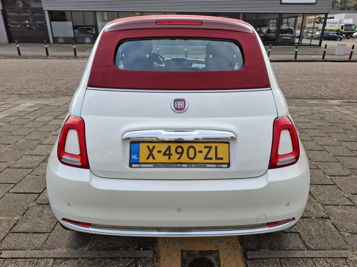 1.0 Hybrid Launch Edition NAP CabrioTop Cruise Control Airco 15inch LM Velgen 15.420km 1e eigenaar!
