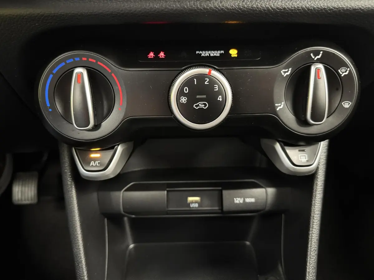 1.0 DPi ComfortLine Airco-Cr.contr-Carplay-Camera-Lm14''velgen-Elek.ramen-Elek.spiegels