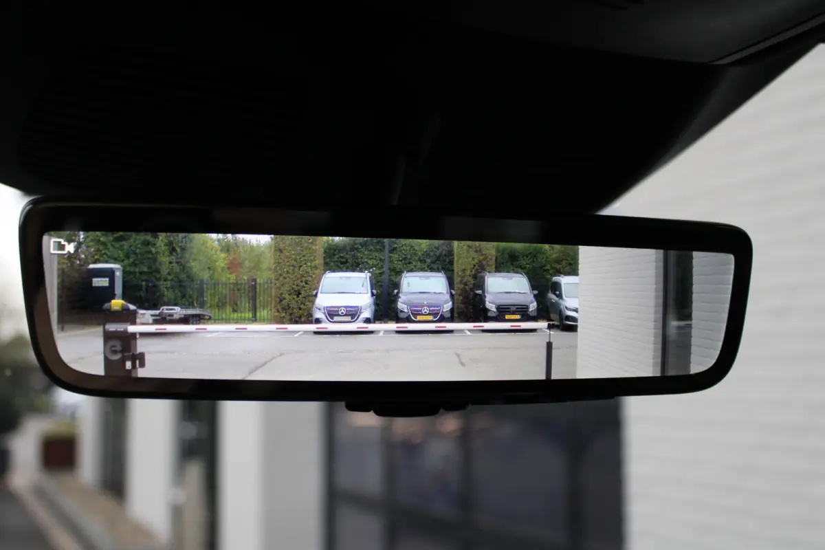 300d / DC / AMG / bj2026 / Elec Stoelen / Stoel Ventilatie / Burmester / Vol Opties / NIEUWSTAAT