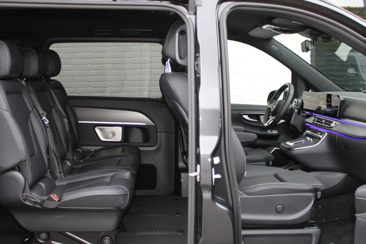 300d / DC / AMG / bj2026 / Elec Stoelen / Stoel Ventilatie / Burmester / Vol Opties / NIEUWSTAAT