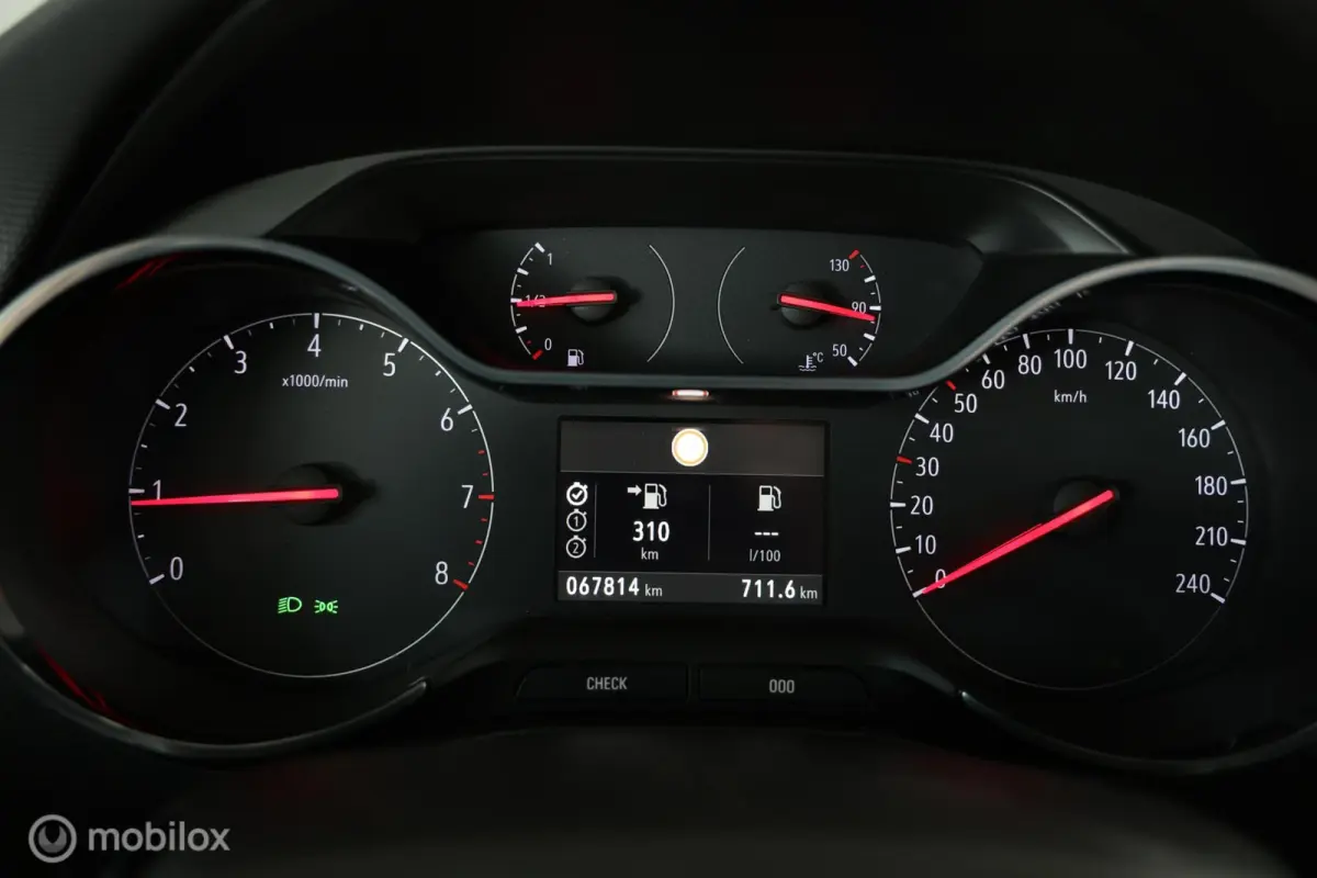 1.2 Turbo Innovation - Stuur/Stoelverwarming - Carplay - Navi