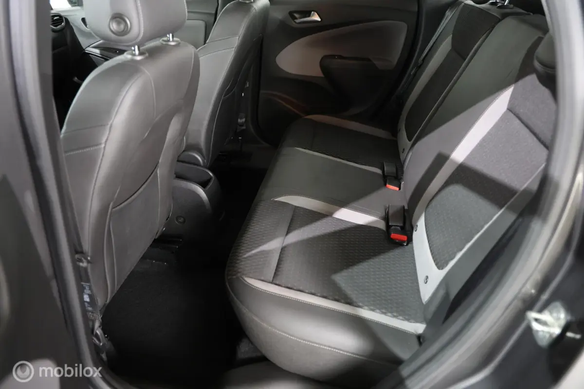 1.2 Turbo Innovation - Stuur/Stoelverwarming - Carplay - Navi