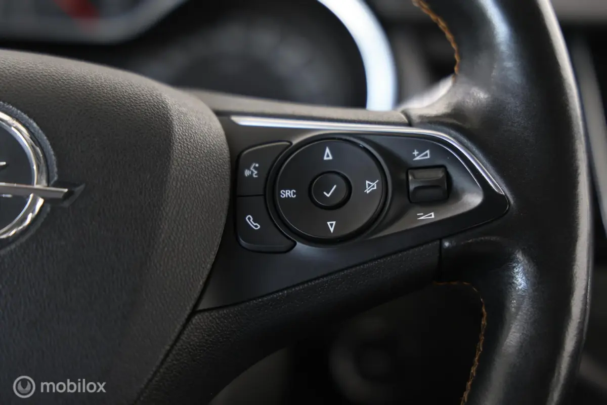 1.2 Turbo Innovation - Stuur/Stoelverwarming - Carplay - Navi