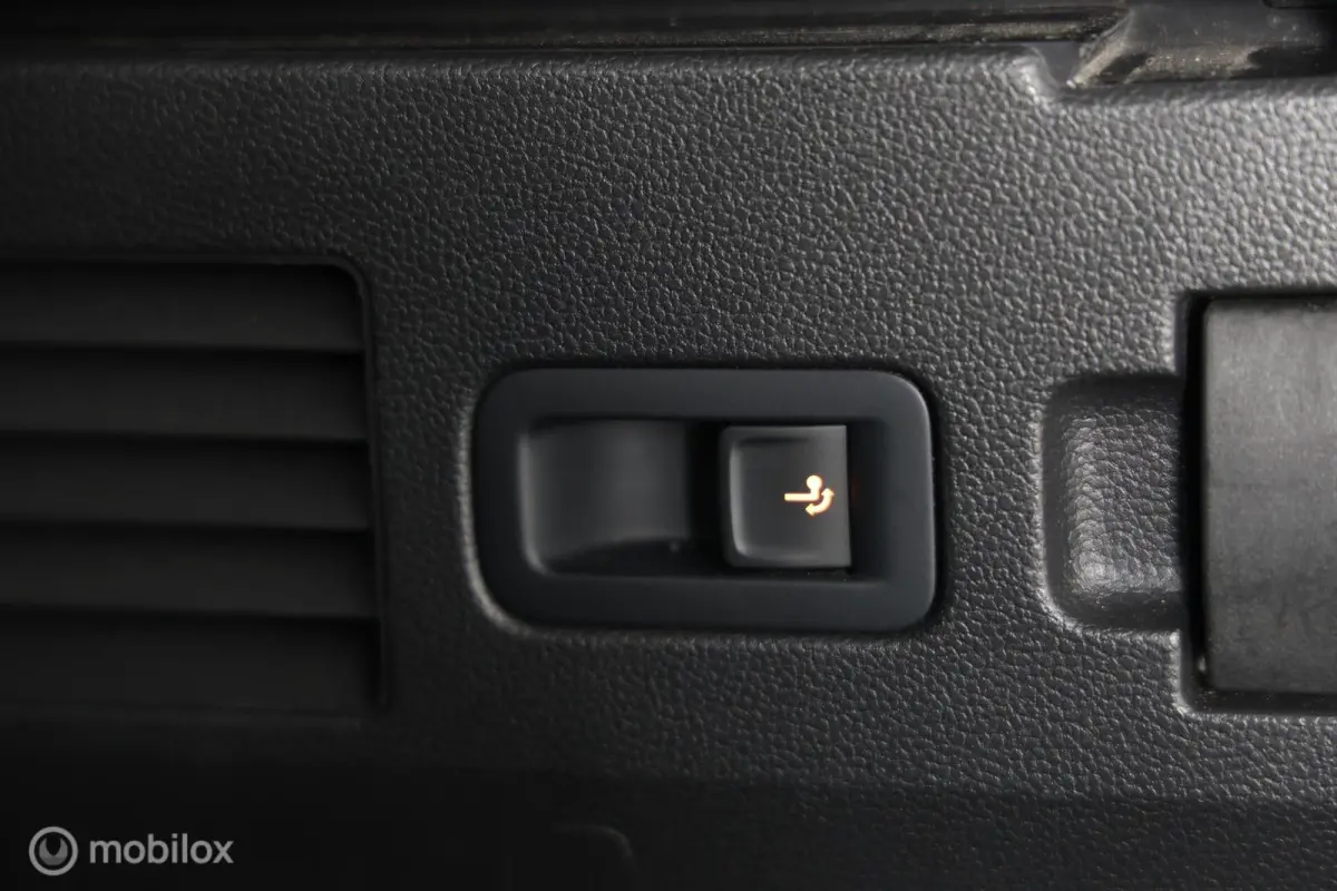 1.4 TSI eHybrid R-Line Business+ - Pano - Elektrische Trekhaak - Carplay