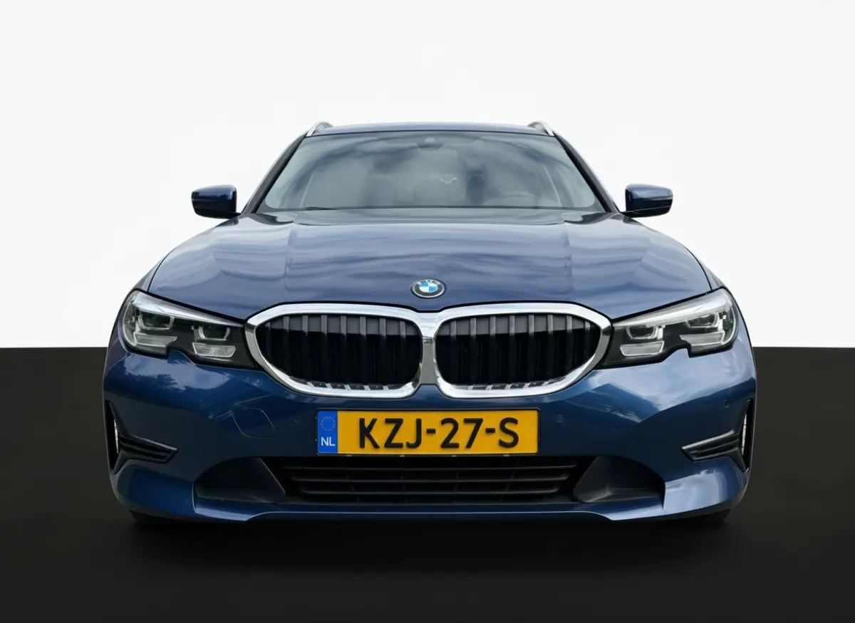 320e HYBRID AUT. BUSINESS SPORT LEDER/CAMERA/CARPLAY