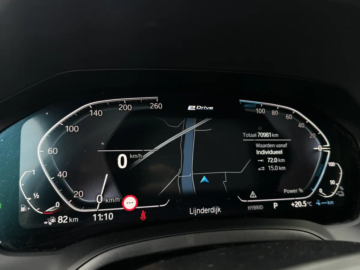 320e HYBRID AUT. BUSINESS SPORT LEDER/CAMERA/CARPLAY