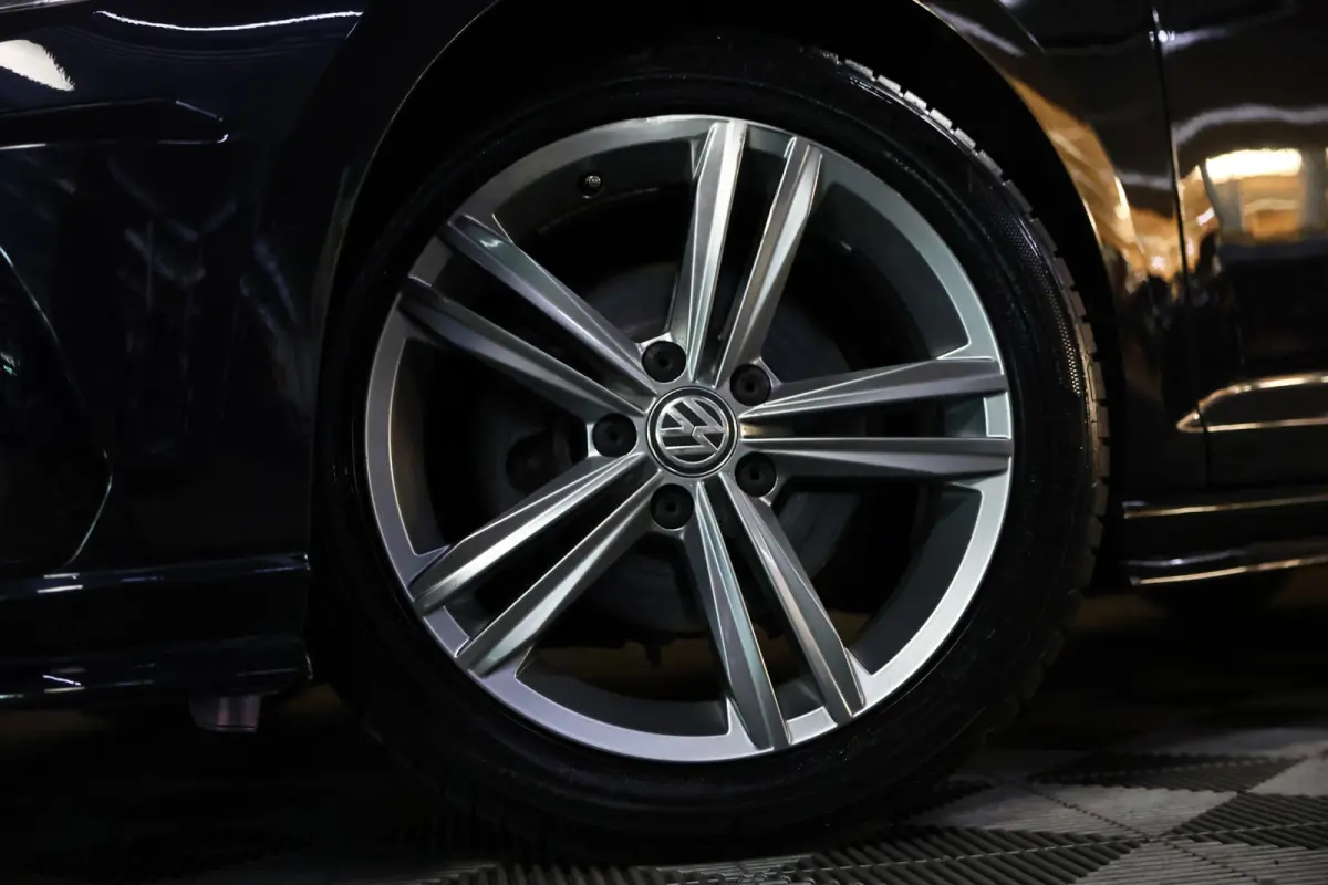 1.5 TSI Highline Business R DSG NAVI DYNAUDIO ACC CLIMA STOELVW LED '17