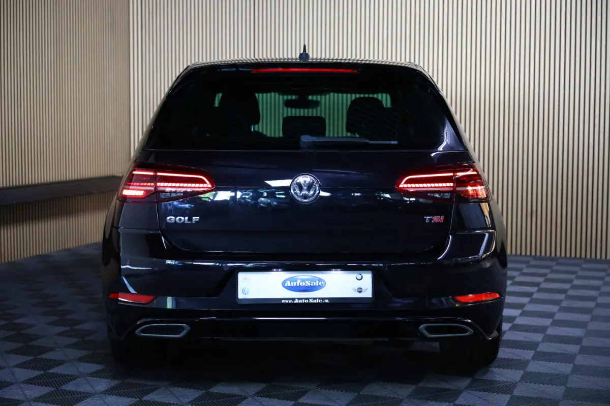 1.5 TSI Highline Business R DSG NAVI DYNAUDIO ACC CLIMA STOELVW LED '17