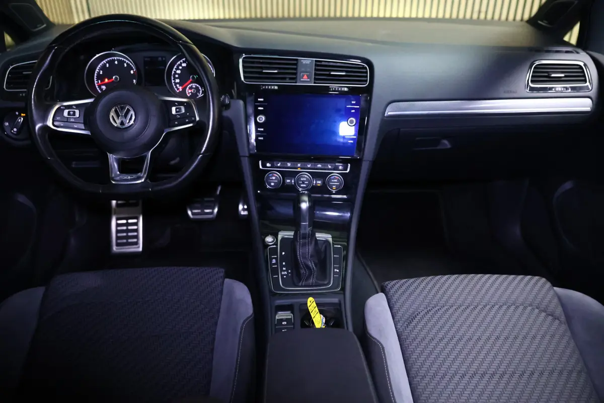 1.5 TSI Highline Business R DSG NAVI DYNAUDIO ACC CLIMA STOELVW LED '17