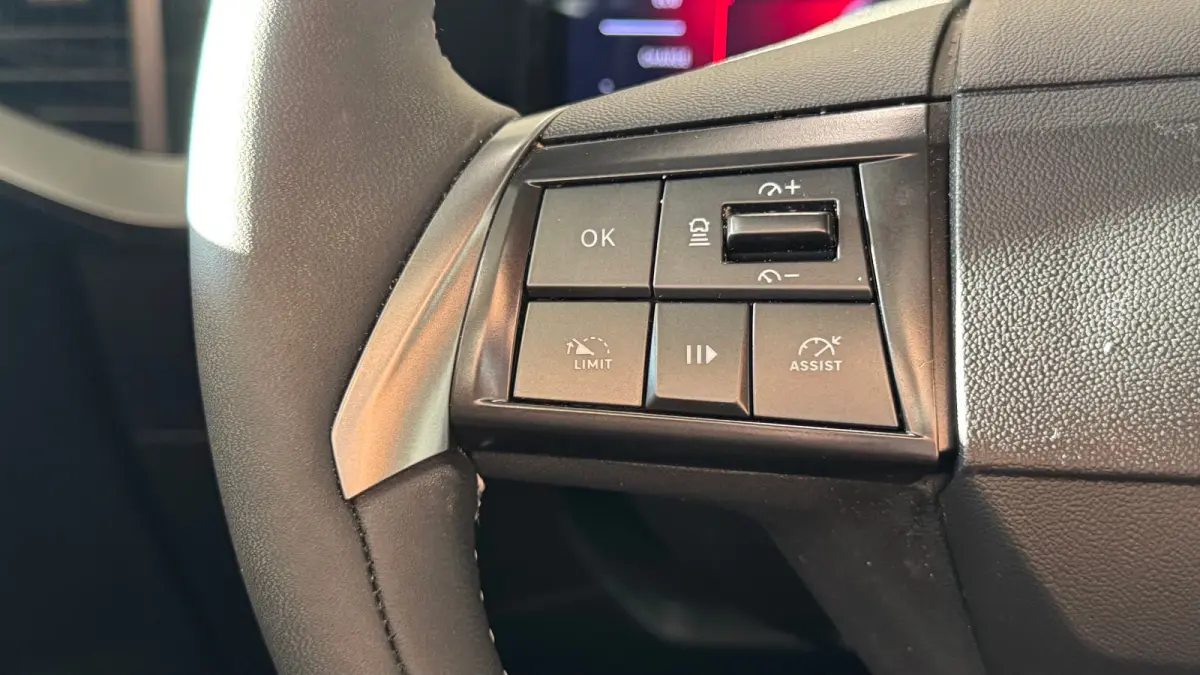 1.2 TURBO HYBRID 145PK GS / NAVI / LED-MATRIX / CLIMA / PDC / KEYLESS / CAMERA / APPLE CARPLAY / 17" LMV / ADAPT. CRUISECONTROL !!