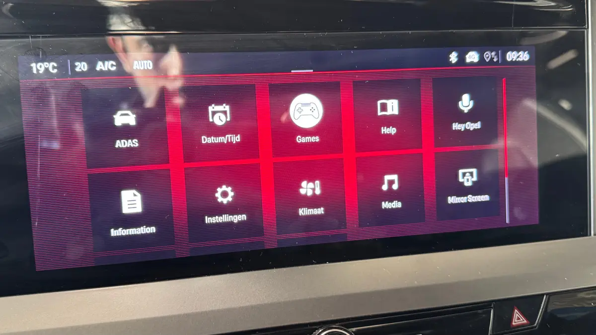 1.2 TURBO HYBRID 145PK GS / NAVI / LED-MATRIX / CLIMA / PDC / KEYLESS / CAMERA / APPLE CARPLAY / 17" LMV / ADAPT. CRUISECONTROL !!