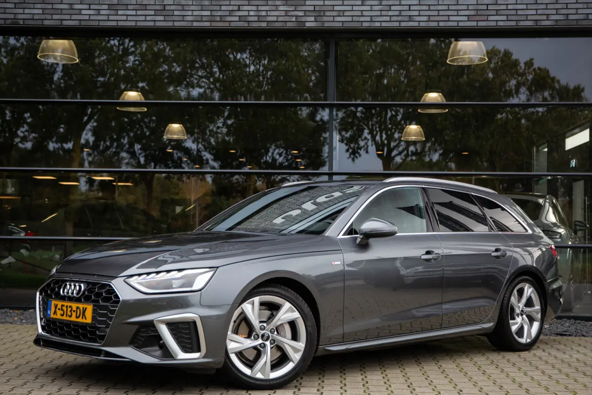 40 TFSI S edition , Adap. cruise, Navigatie, Apple carplay,