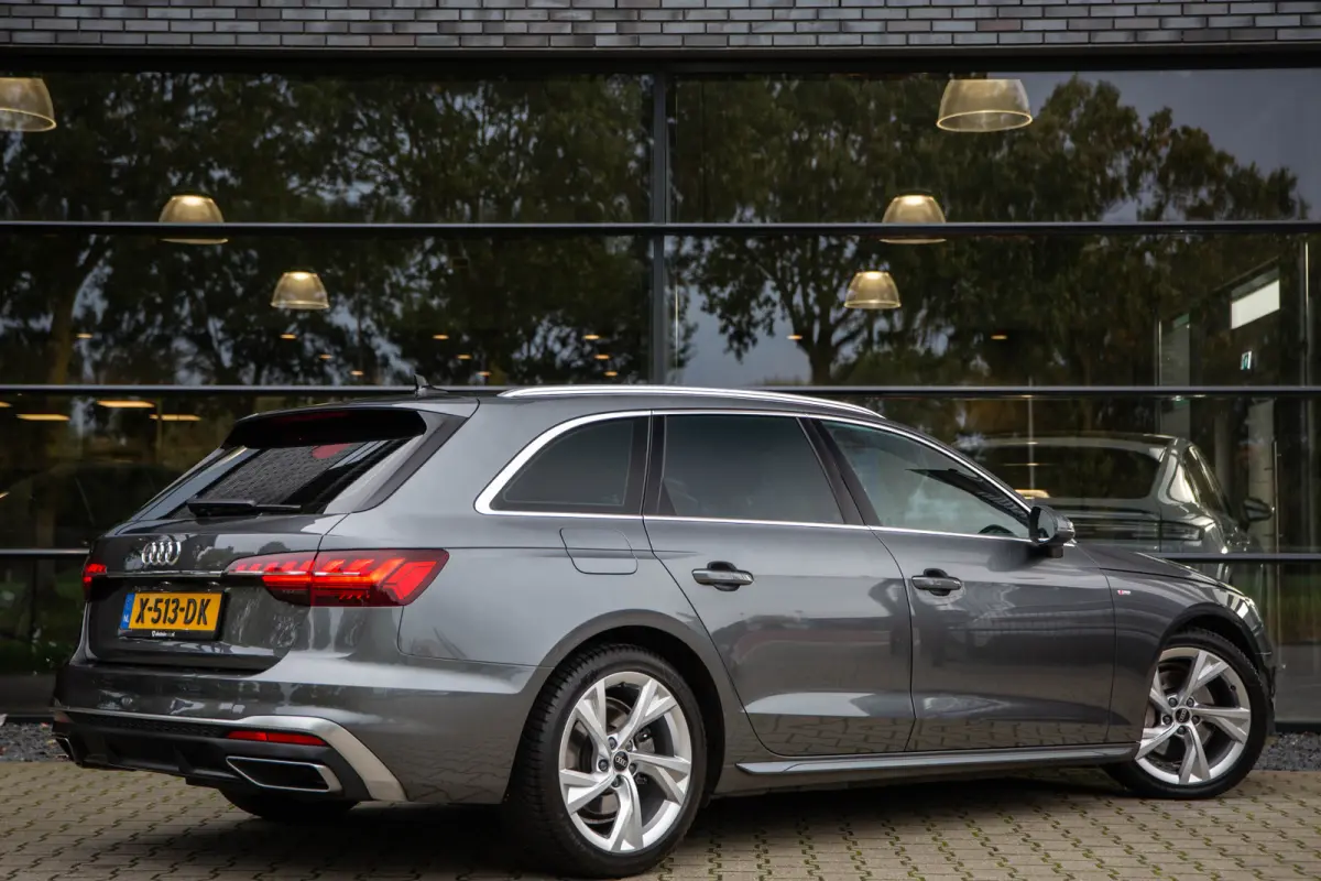 40 TFSI S edition , Adap. cruise, Navigatie, Apple carplay,