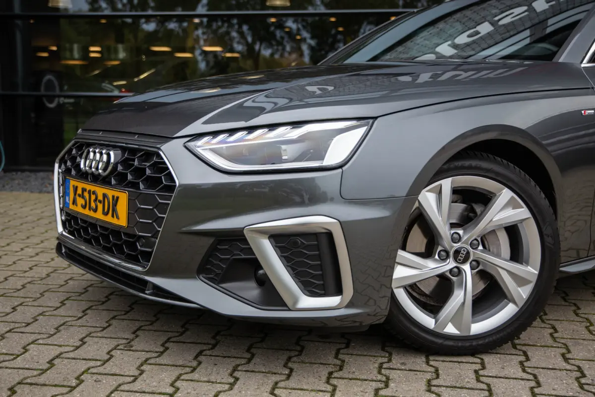 40 TFSI S edition , Adap. cruise, Navigatie, Apple carplay,