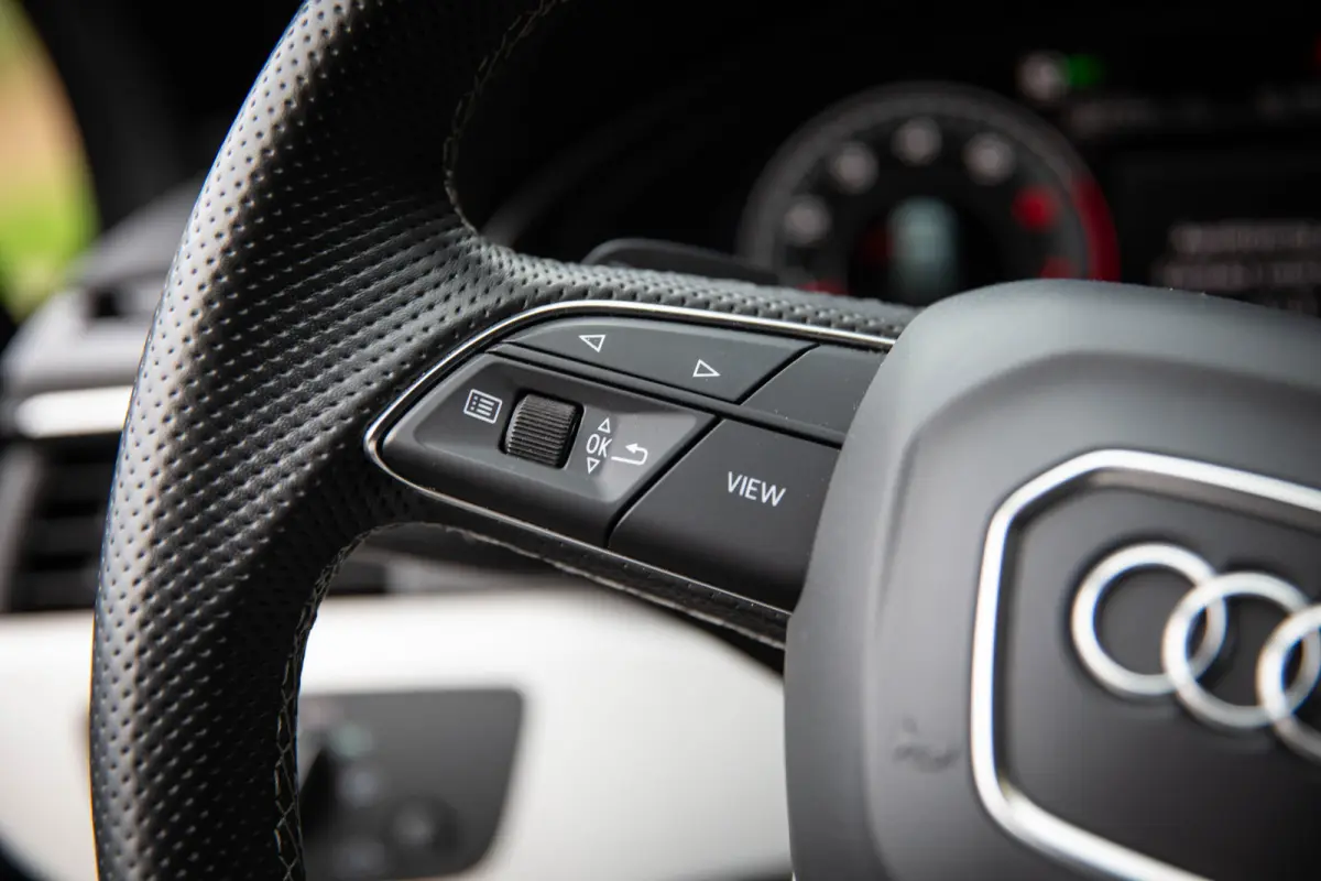 40 TFSI S edition , Adap. cruise, Navigatie, Apple carplay,