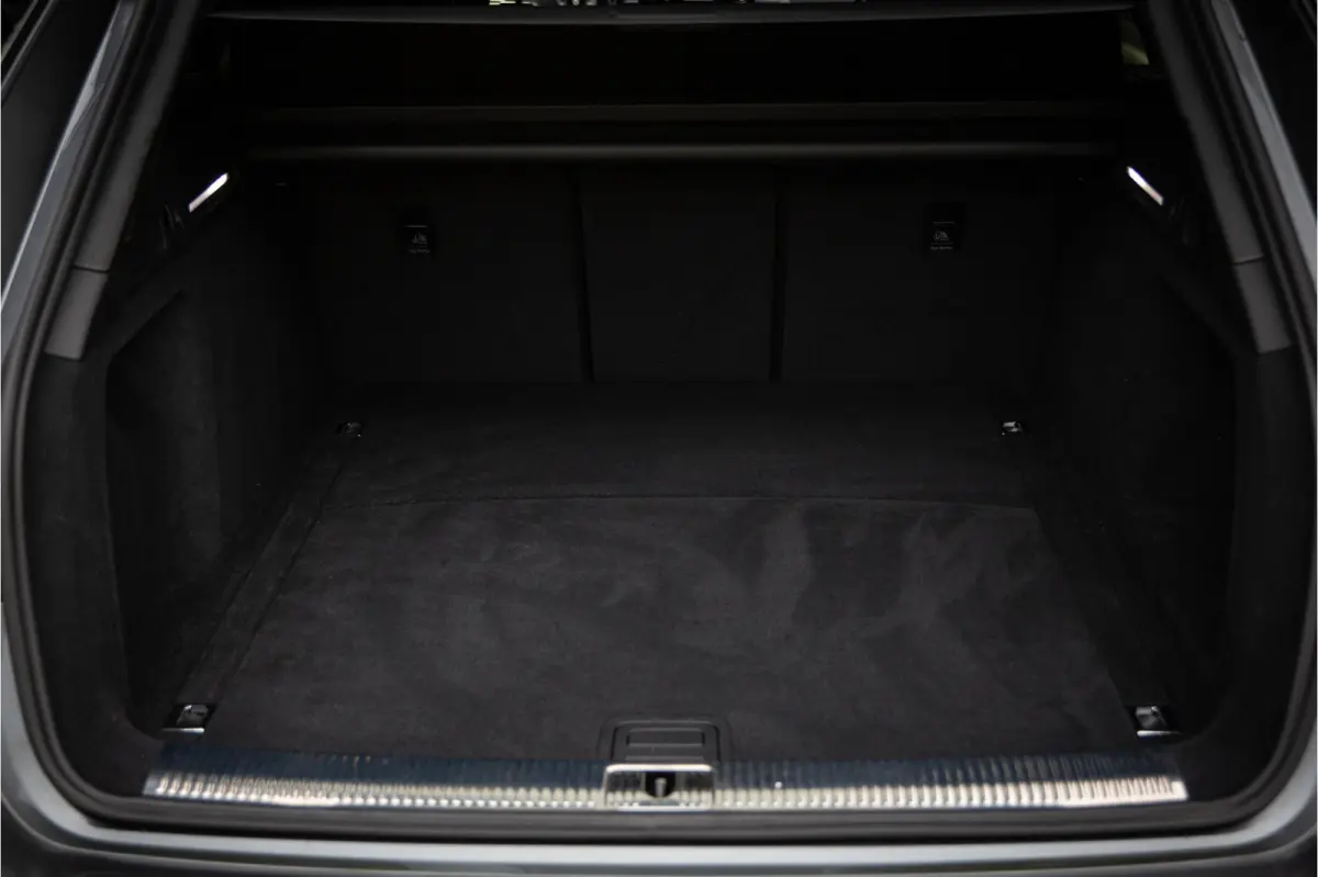 40 TFSI S edition , Adap. cruise, Navigatie, Apple carplay,