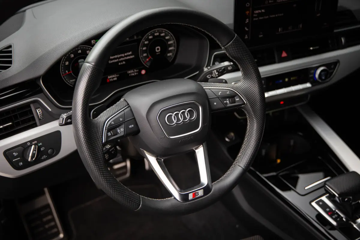 40 TFSI S edition , Adap. cruise, Navigatie, Apple carplay,