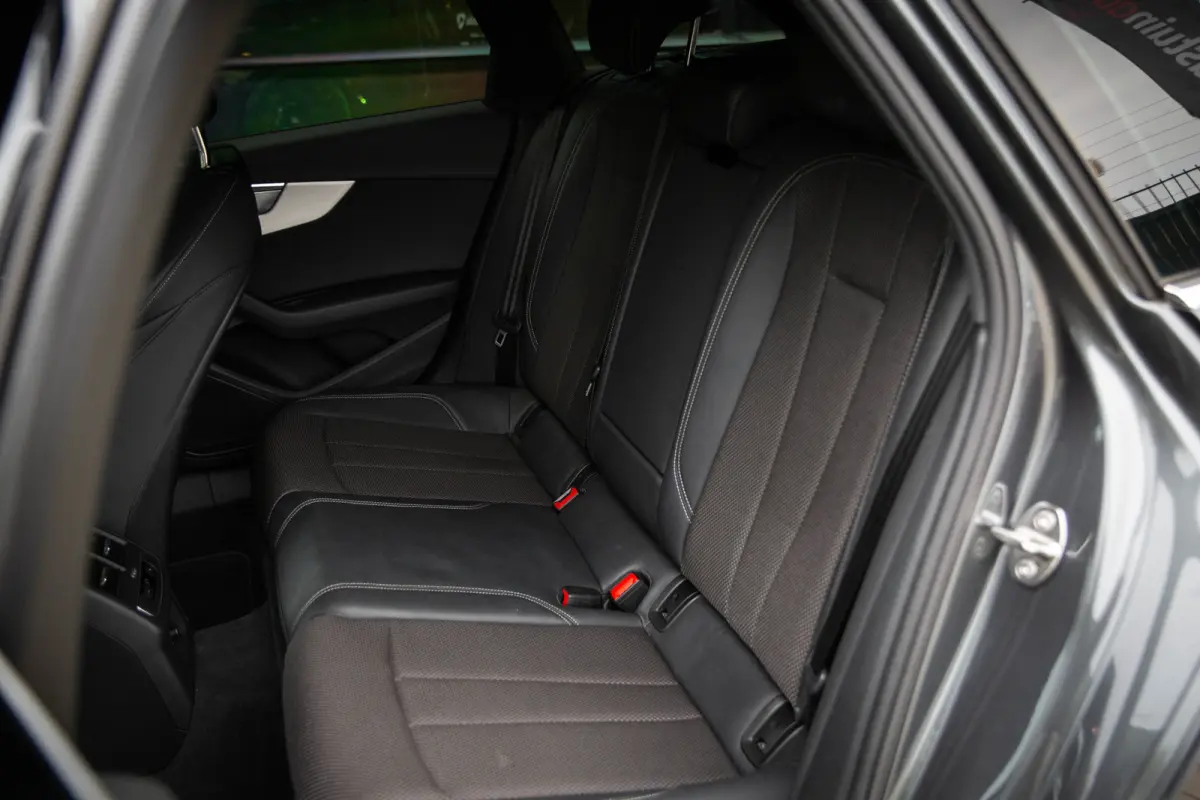 40 TFSI S edition , Adap. cruise, Navigatie, Apple carplay,