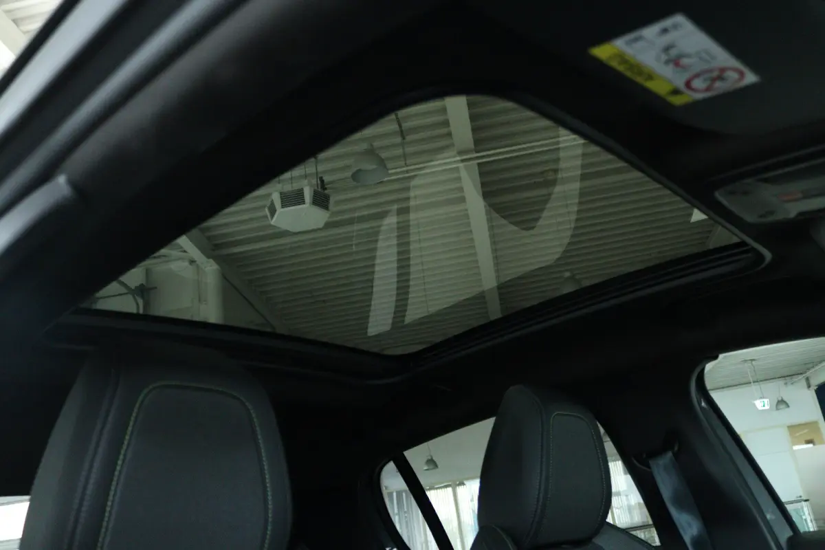 1.2 PureTech 100 GT | Cruise Control | Panoramadak | Camera | Navigatie | Carplay | Keyless | Climate | LED |