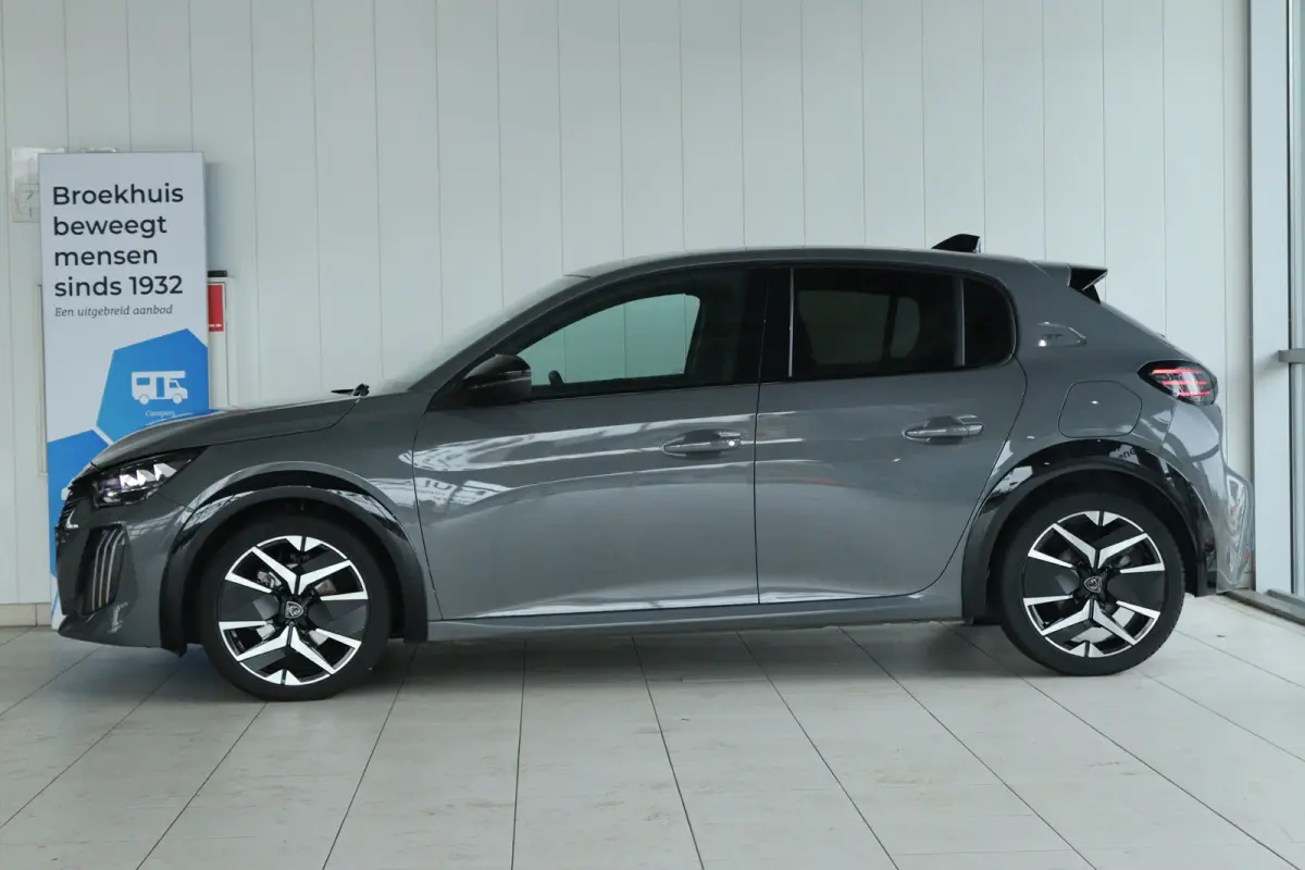 1.2 PureTech 100 GT | Cruise Control | Panoramadak | Camera | Navigatie | Carplay | Keyless | Climate | LED |