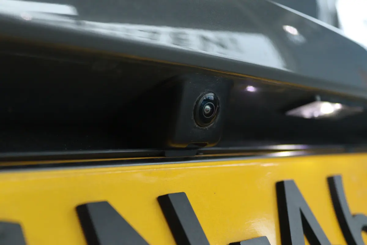 1.2 PureTech 100 GT | Cruise Control | Panoramadak | Camera | Navigatie | Carplay | Keyless | Climate | LED |