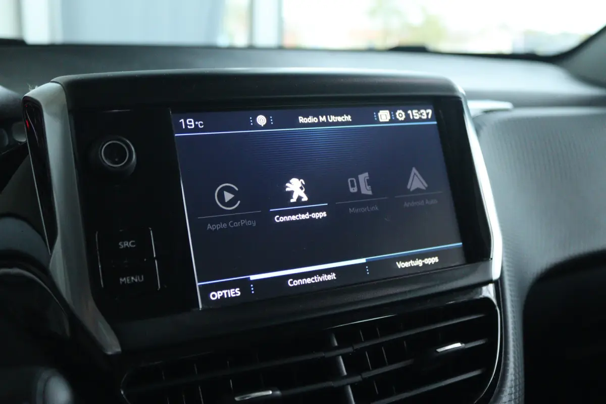 1.2 Turbo Blue Lion | Cruise Control | Panoramadak | Sensoren | Navigatie | Carplay | Airco |