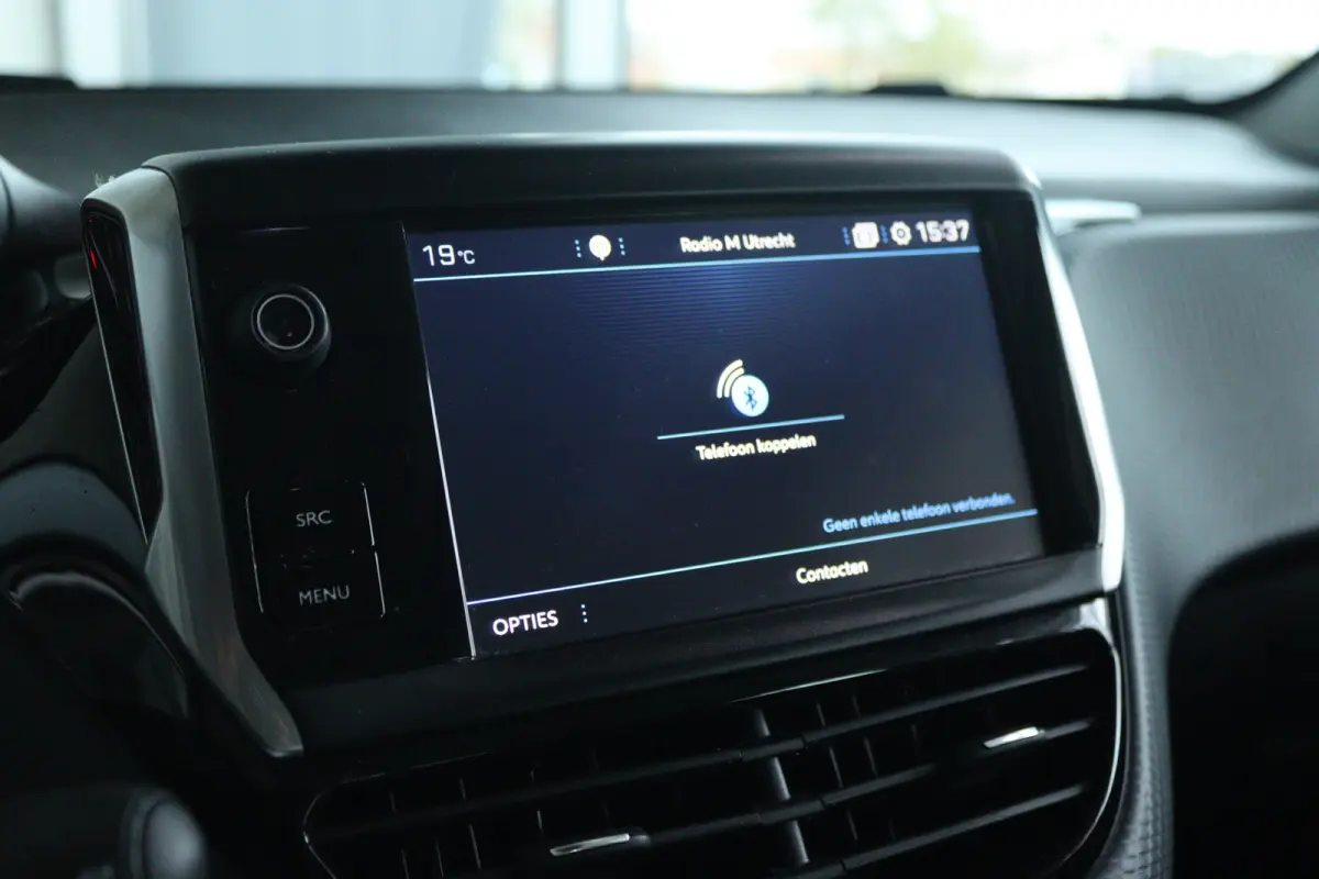 1.2 Turbo Blue Lion | Cruise Control | Panoramadak | Sensoren | Navigatie | Carplay | Airco |