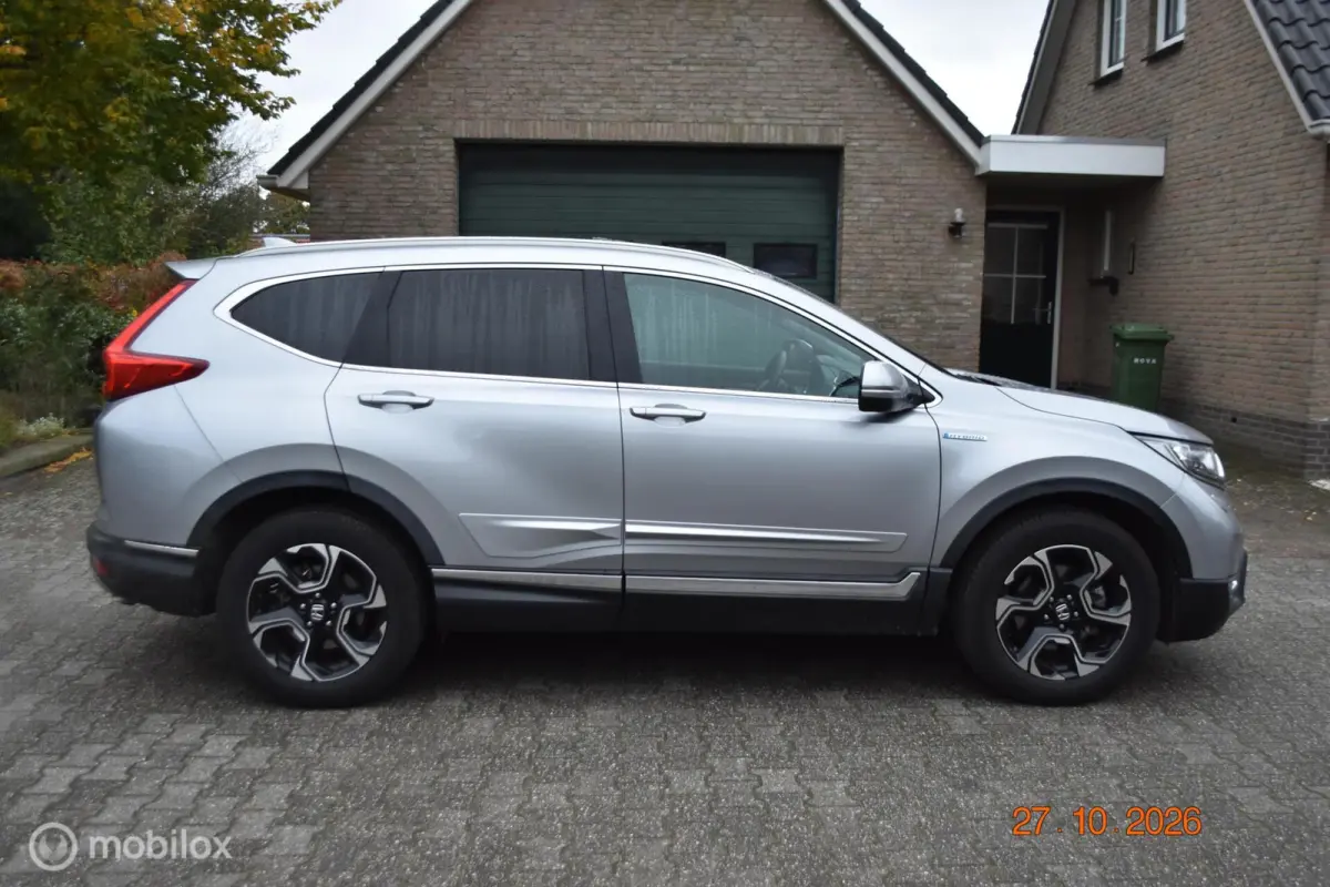 2.0 Hybrid AWD Executive