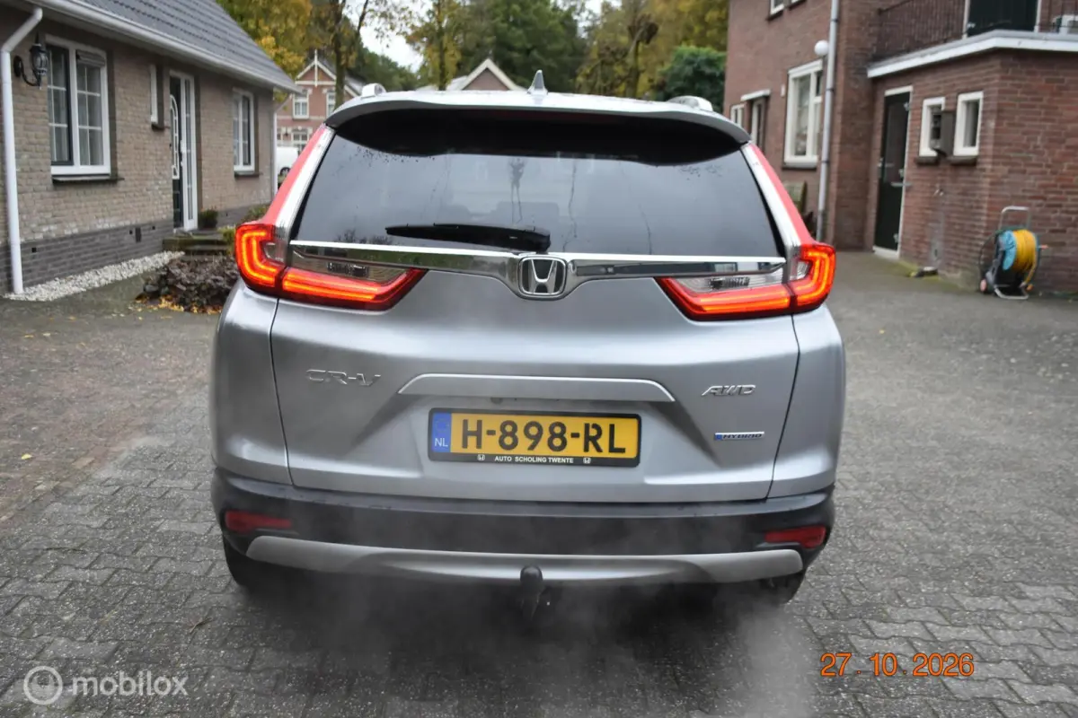 2.0 Hybrid AWD Executive