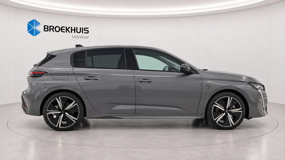 1.6 HYBRID 225PK GT PACK AUTOMAAT / NAVI / LEDER / CLIMA / PDC / 18" LMV / CAMERA / KEYLESS / FULL-LED / WINTERPAKKET / FOCAL AUDIO / BLUETOOTH / ADAPT. CRUISECONTROL / 1E EIGENAAR / FULL OP