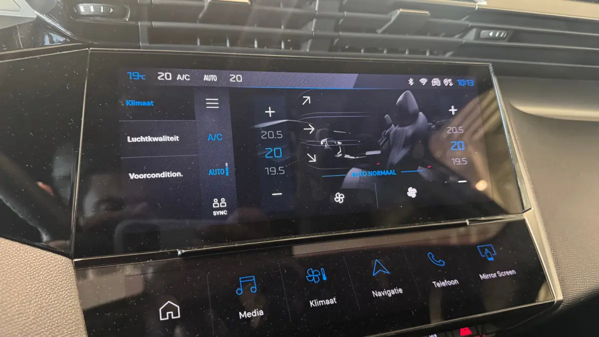 1.6 HYBRID 225PK GT PACK AUTOMAAT / NAVI / LEDER / CLIMA / PDC / 18" LMV / CAMERA / KEYLESS / FULL-LED / WINTERPAKKET / FOCAL AUDIO / BLUETOOTH / ADAPT. CRUISECONTROL / 1E EIGENAAR / FULL OP